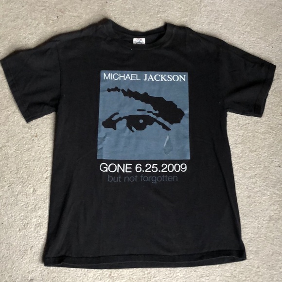 Michael Jackson gone but not forgotten T-shirt M - Picture 1 of 2